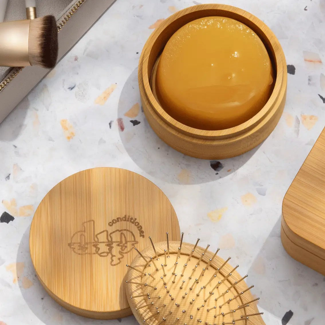 Large Conditioner Travel Case with Coaster