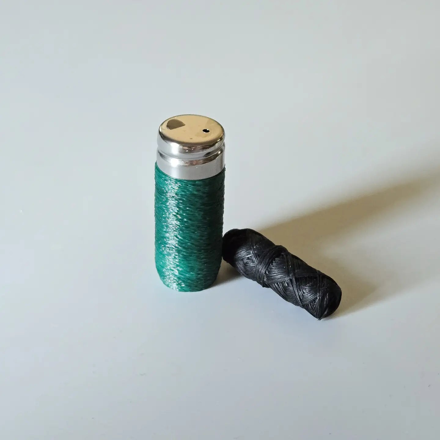 Refillable Floss Canister